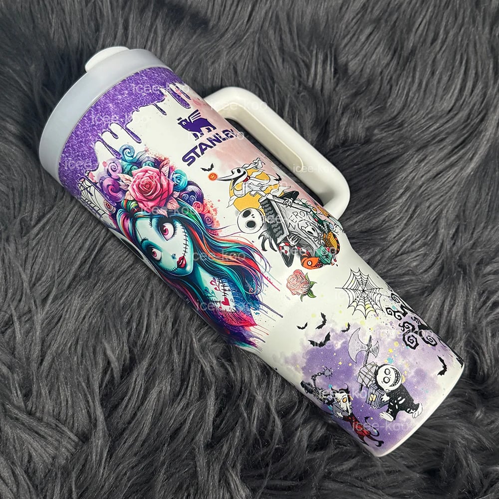 🎁 The Ultimate Halloween Gift: Sally x Jack Skellington 40oz Tumbler 💀✨